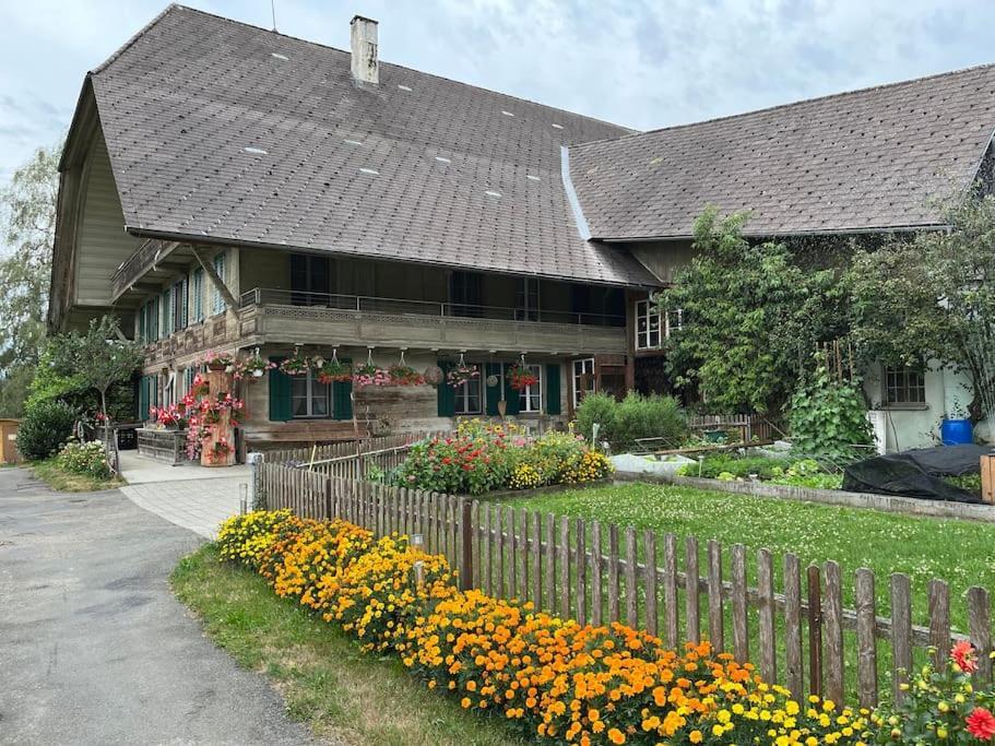 Ferienwohnung Auf Bauernhof Mit Hotpot Und Sauna Sumiswald Экстерьер фото